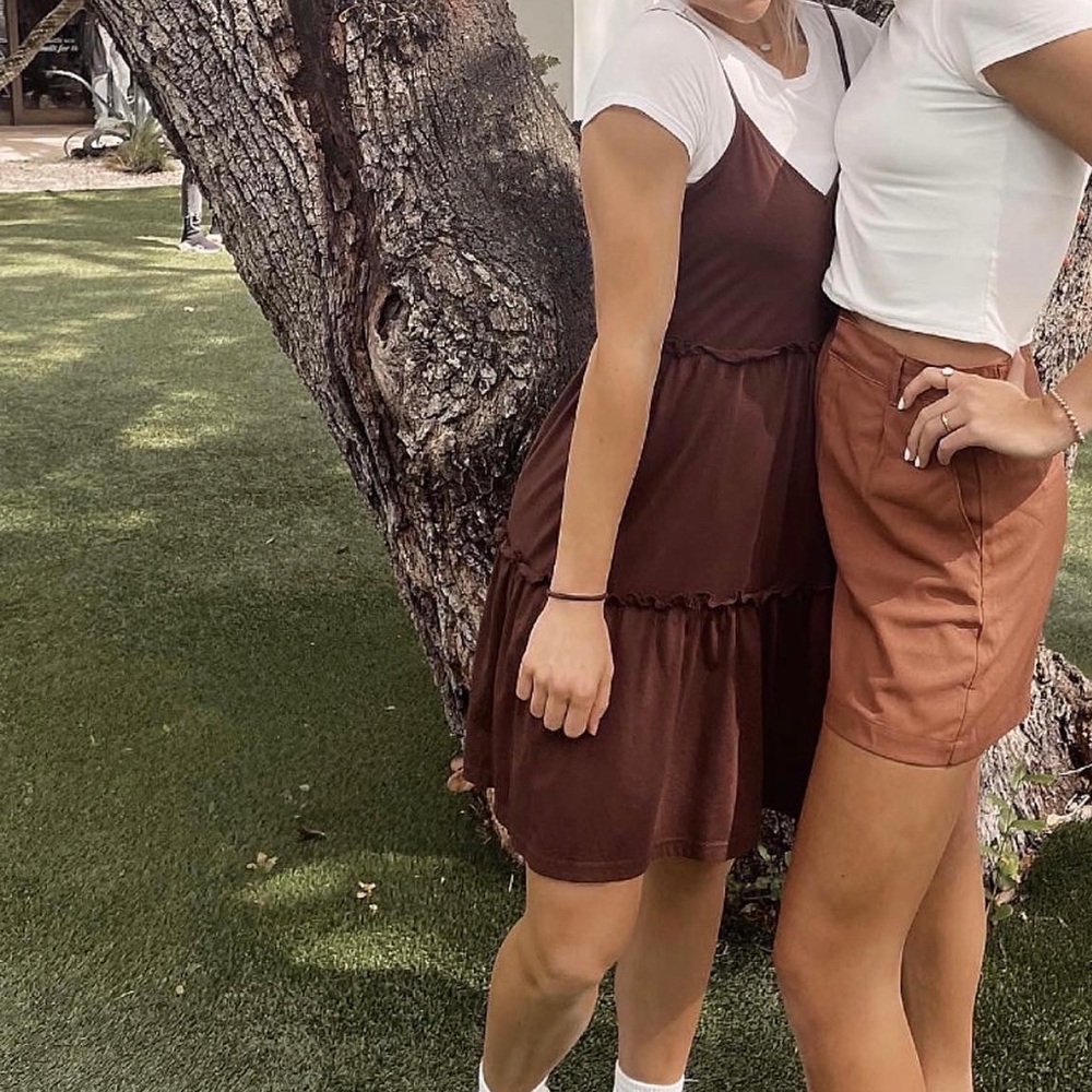 brown dress